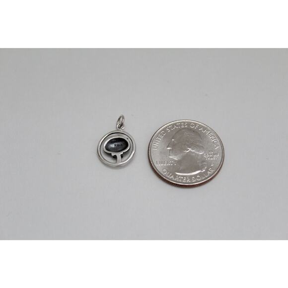 Sterling Silver Agaric Mushroom in a Circular Charm Pendant - Picture 5 of 5